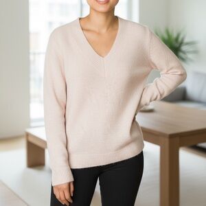 Chrissy Teigen x Revolve V-Neck Sweater Soft Cream Size XS